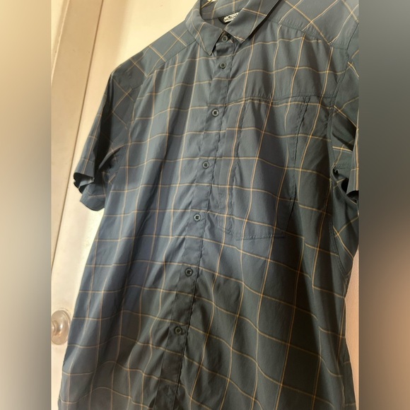 Arc'teryx Blue and Yellow flannel Short Sleeve - Picture 3 of 4